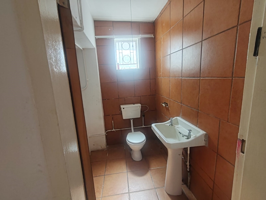 Commercial Property for Sale in College Hill Eastern Cape